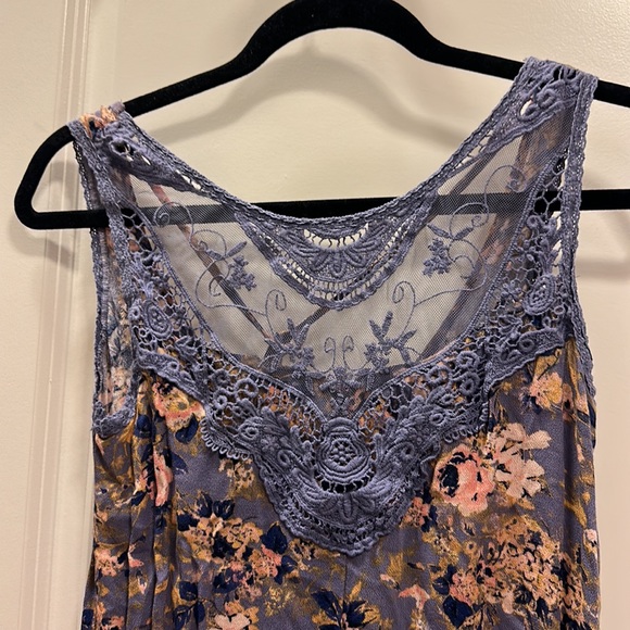 Used romper - Picture 2 of 5